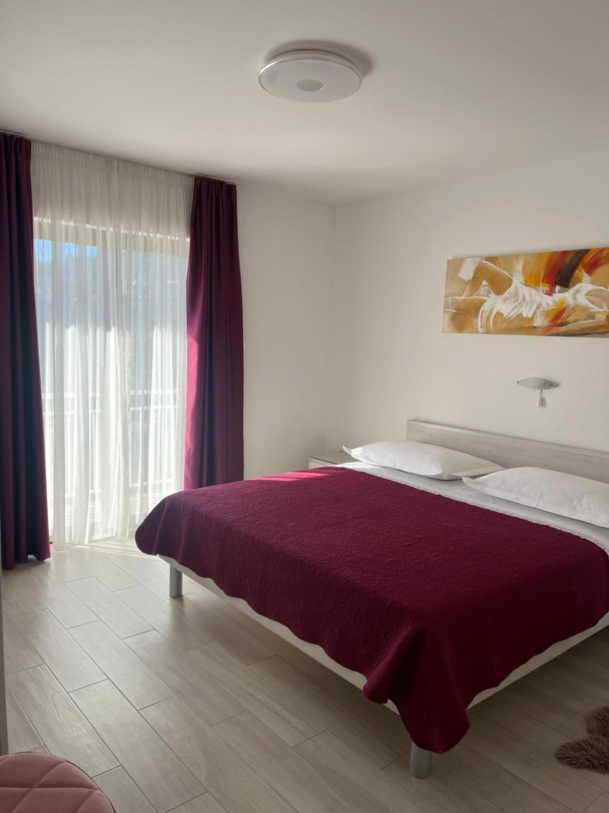 Apartman Tessa Vela Luka Exteriör bild